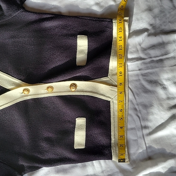 Vintage Coastal Sweater - Picture 10 of 11